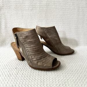 Paul Green Cayenne Leather Metallic Shimmer Peep Toe Shoe Booties Cone Heel 9 US